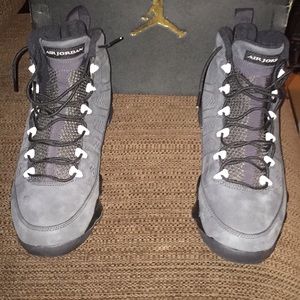 Jordan retro 9 anthracites