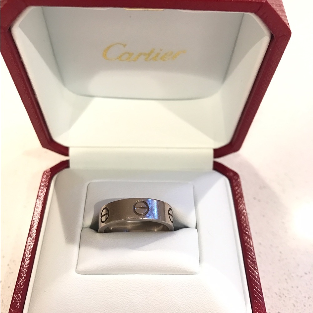 Cartier love ring- white gold ❤️