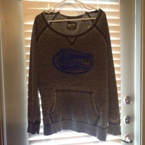 Super soft Gator sweatshirt NWT xxl
