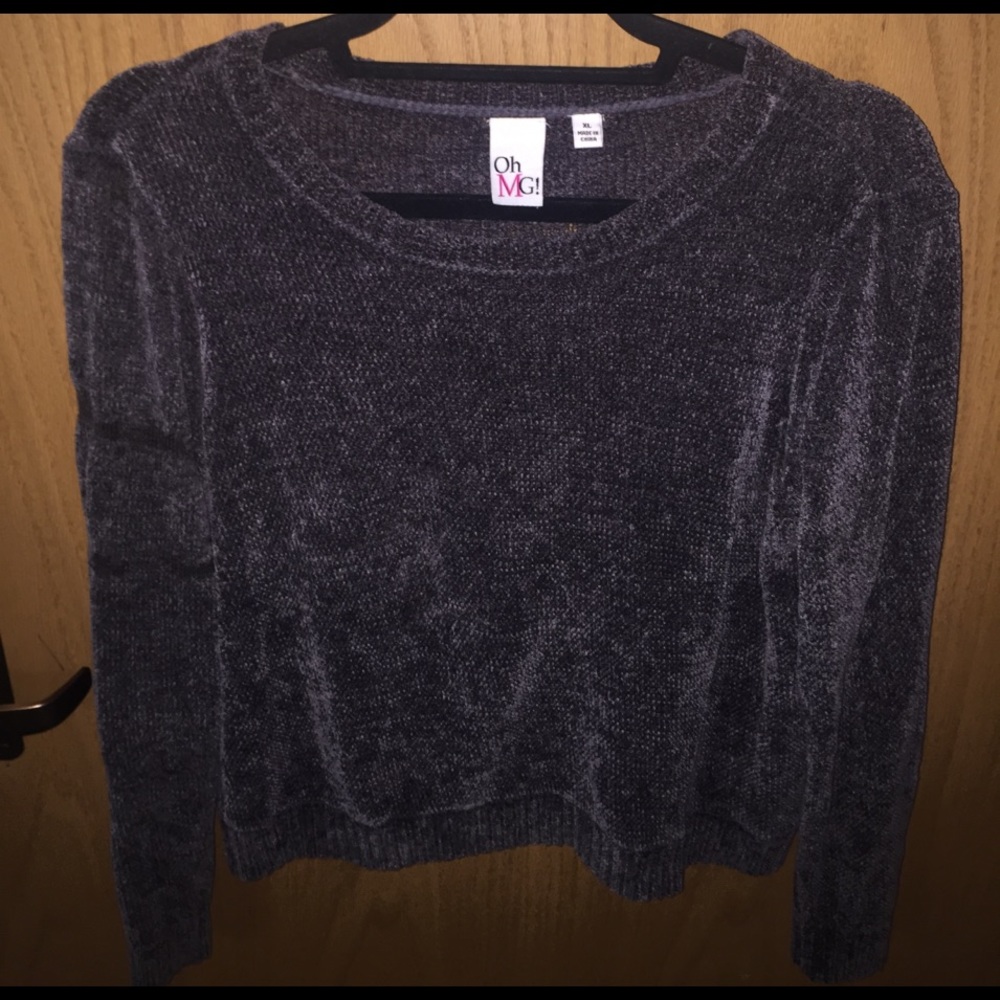 Grey crew neck sweater