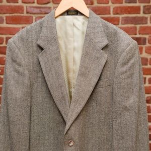 Oscar de la Renta sports coat