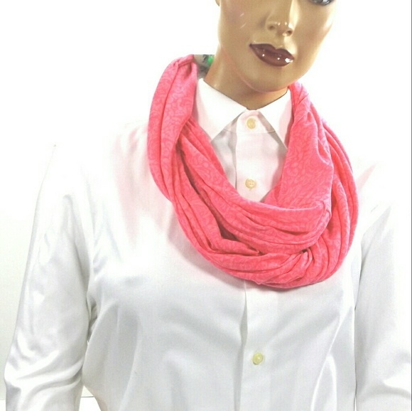 Studio Thirty Six loop style spring scarf - Picture 1 of 1