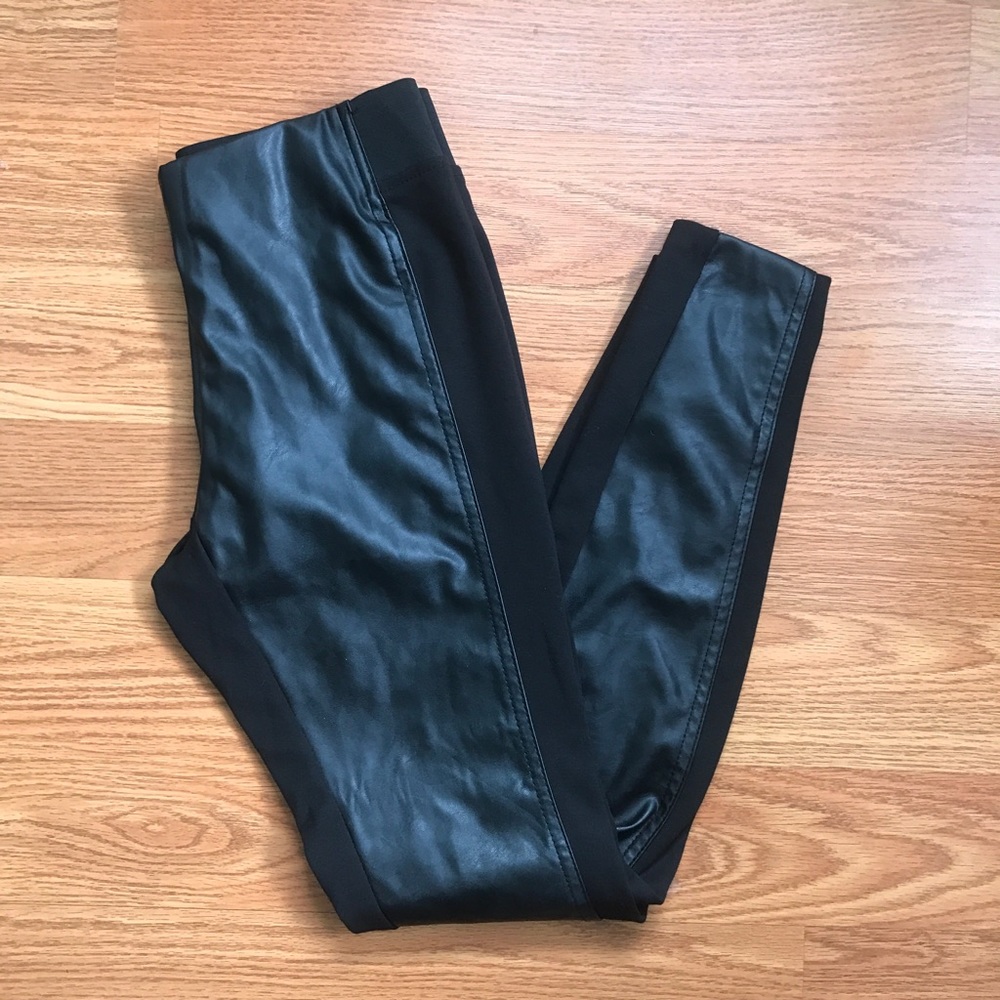 New York & Co Vegan Leather Panel Leggings XS/S