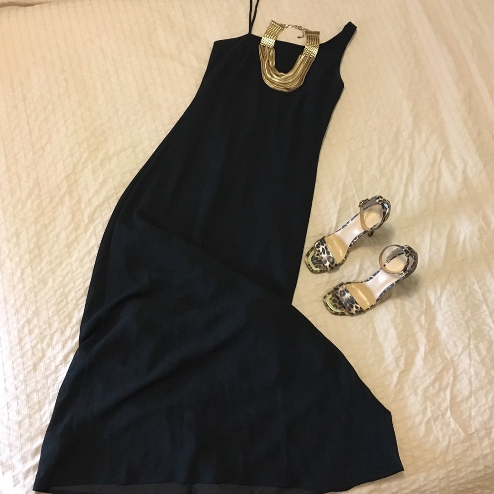 Vintage Black Maxi Dress 👗
