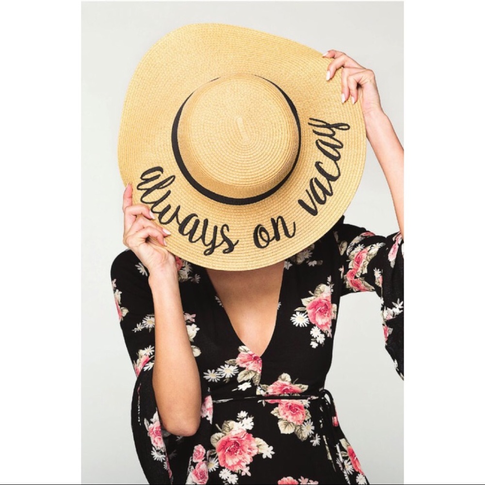 "Hello Sunshine" Floppy Beach Hat - Picture 3 of 5