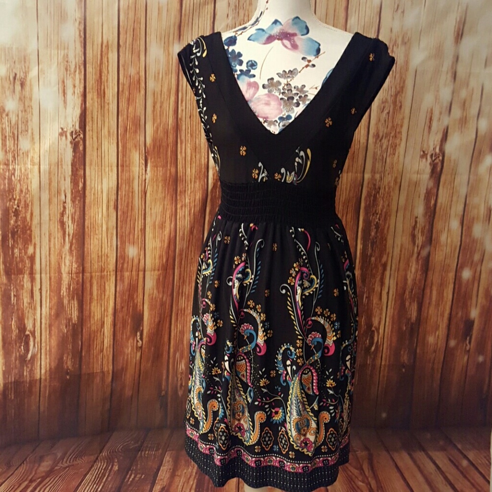 *REDUCED* Paisley print dress