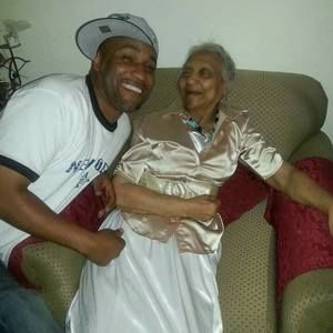 Meet your Posher, Loretta