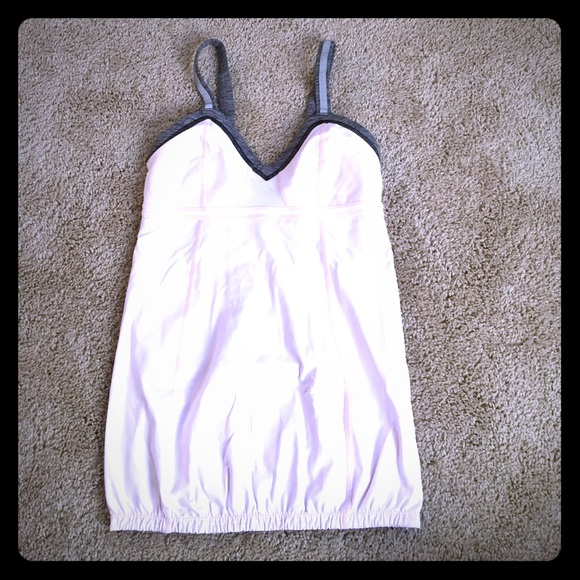 LuluLemon Athletica blush pink active wear top - Picture 1 of 4