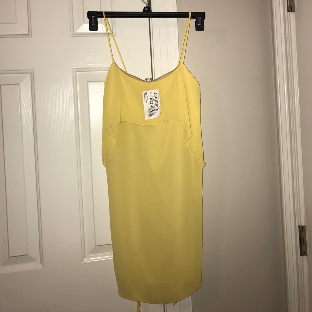 Yellow size small flowy dress NWT