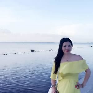 Meet your Posher, Eva