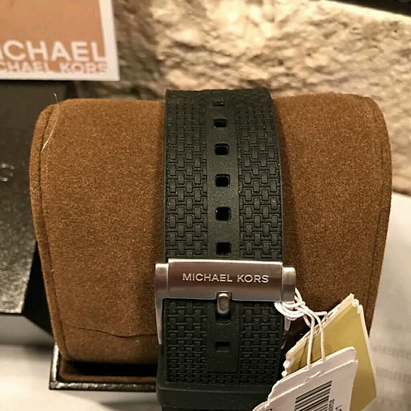 2 LEFT IN STOCK-Michael Kors Automatic chrono - Picture 2 of 7