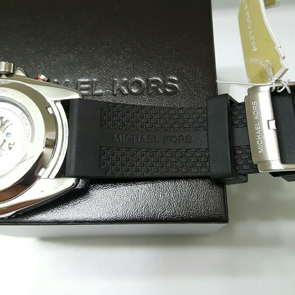 2 LEFT IN STOCK-Michael Kors Automatic chrono - Picture 7 of 7