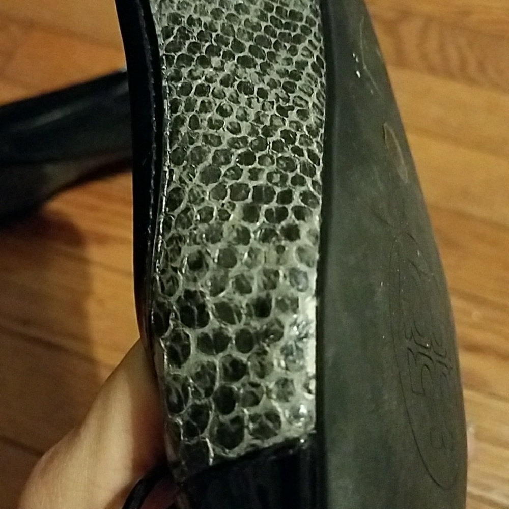 Snake skin Tory Burch Flats - Picture 4 of 8