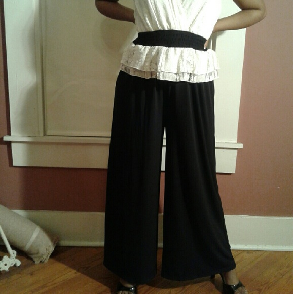 Rabbit Rabbit Designs Black&Natural Lace Jumpsuit - Picture 2 of 4