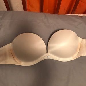 Victoria's secret strapless bra- 32C