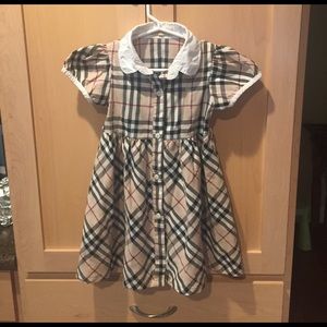 Burberry button up dress