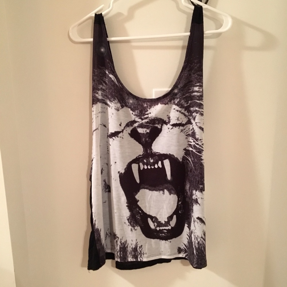 Lion graphic tank