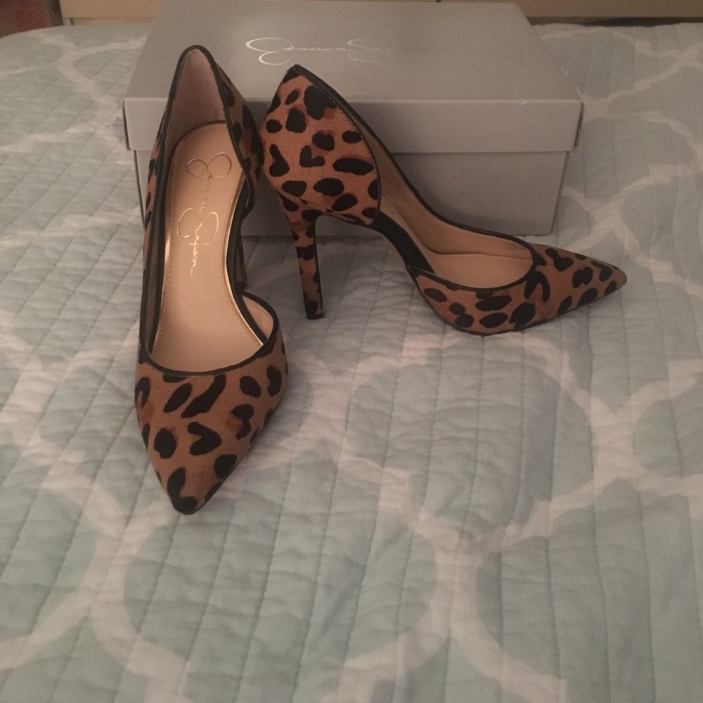 Jessica Simpson Pumps