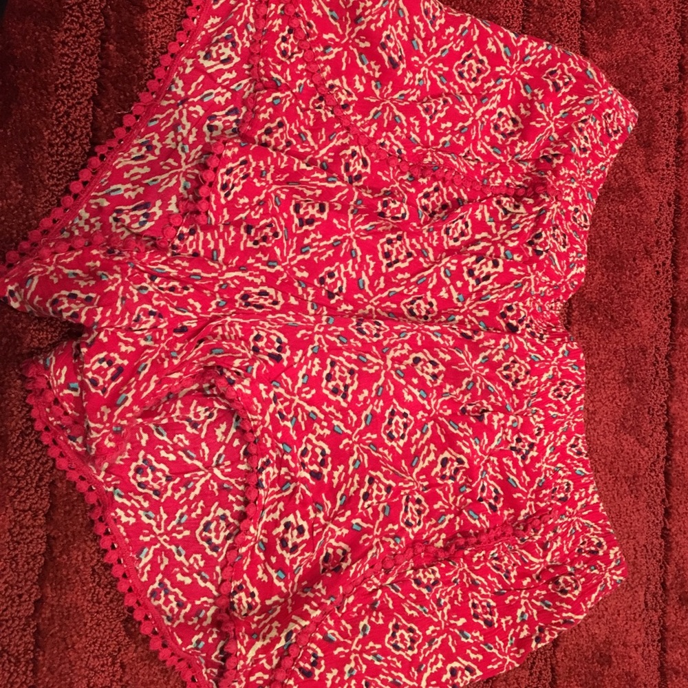 Wet seal red flowy shorts