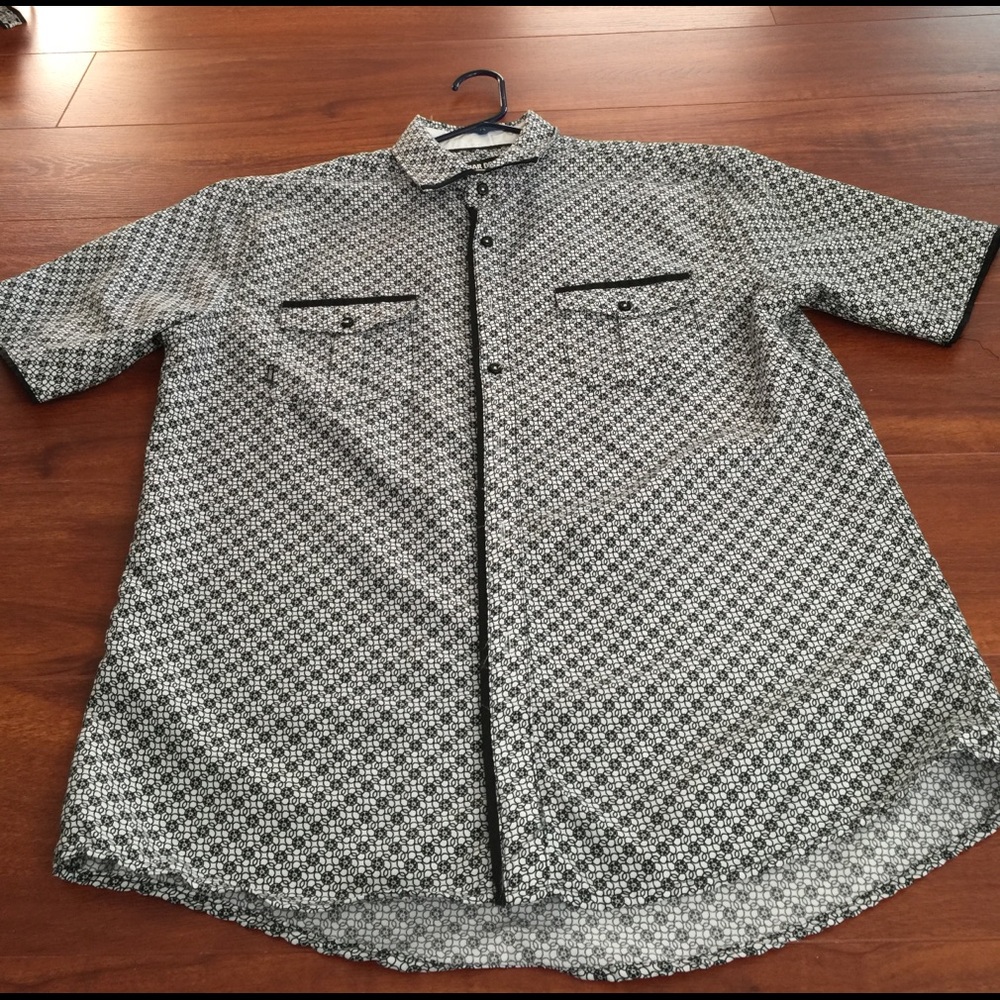 Near new Men's button down