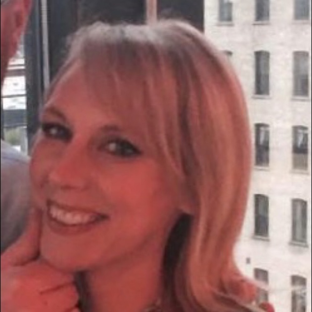 Meet your Posher, Angela