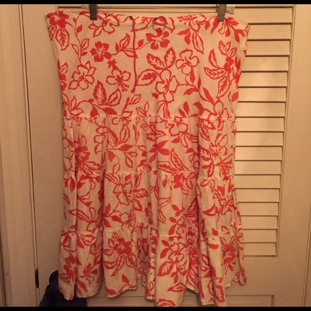 NWT Bass linen floral print tiered skirt.