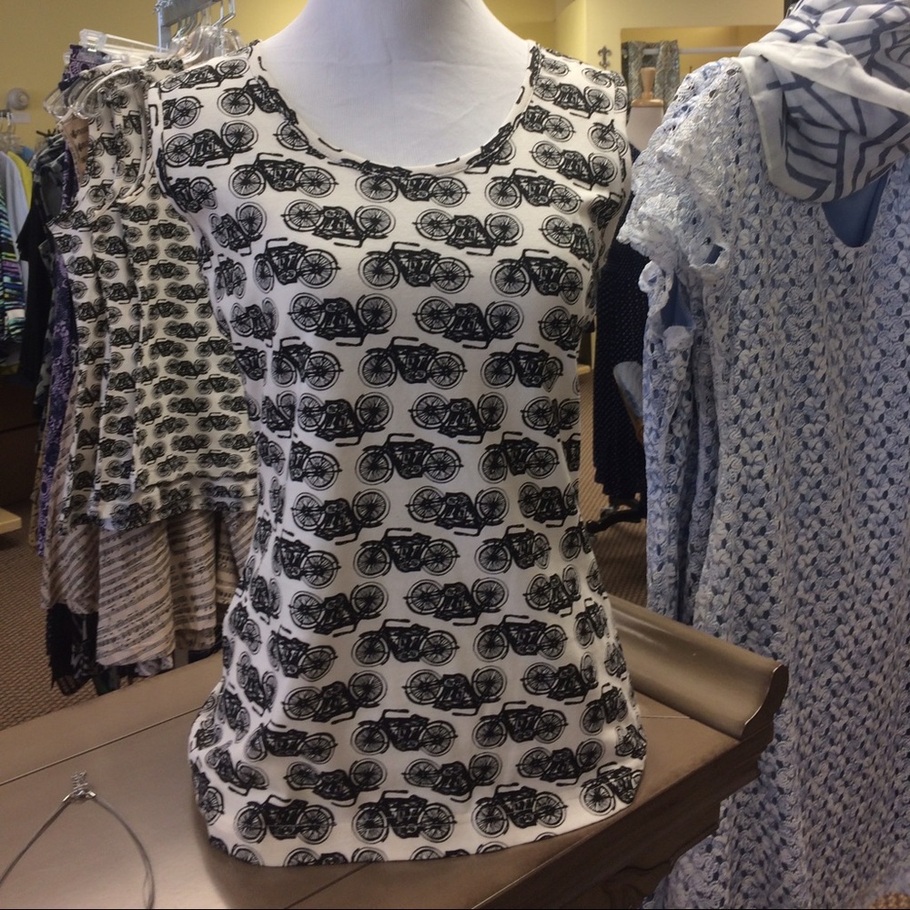 New With Tags Effies Heart Motorbike print top