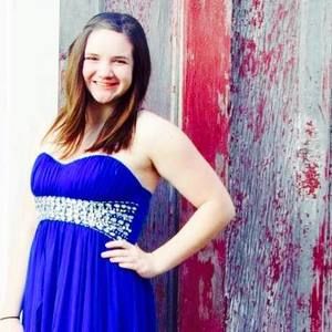 Meet your Posher, Michaela