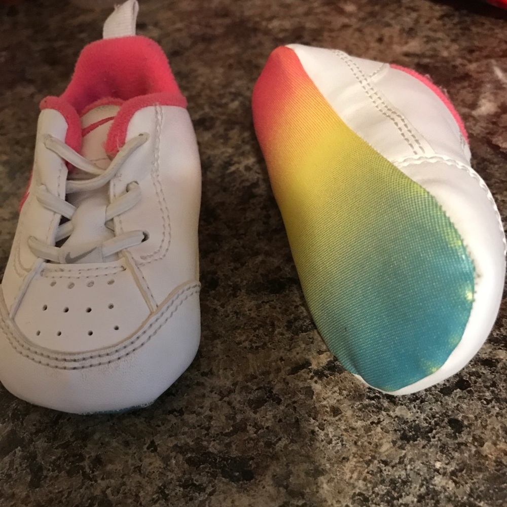 Nike little girls shoes