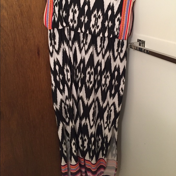 Beautiful maxi - Picture 2 of 8