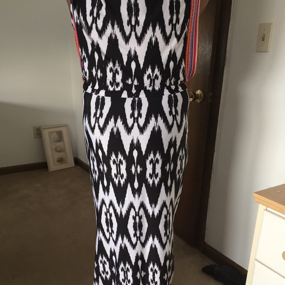 Beautiful maxi - Picture 8 of 8