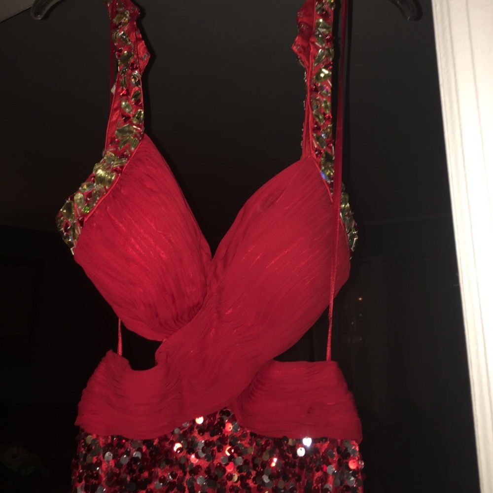 Red prom dress