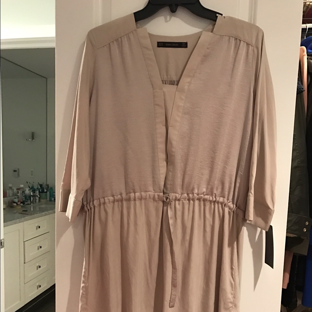Zara's dress NWT NEVER WORN WITH TAGS