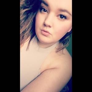 Meet your Posher, Michaela