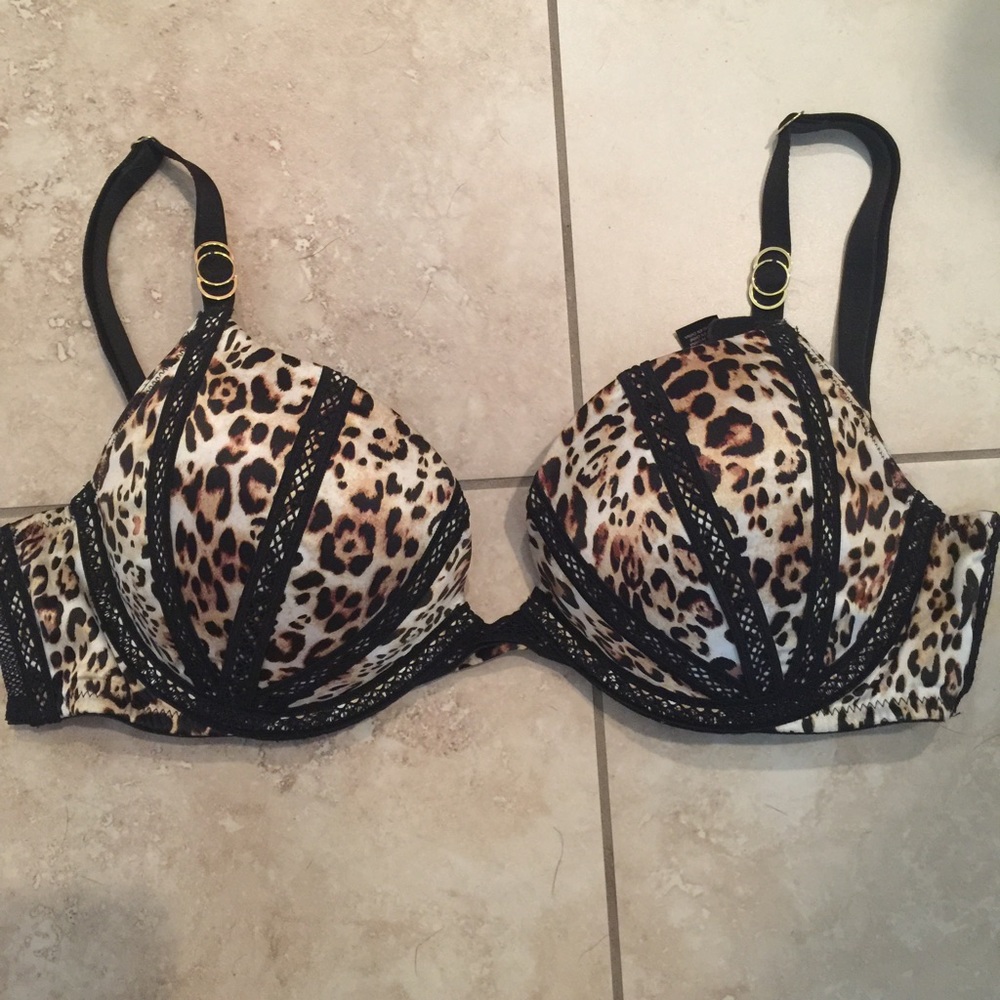 Very Sexy Victoria's Secret Push Up Bra