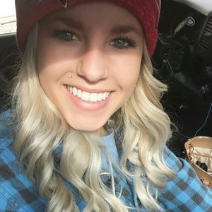 Meet your Posher, Haley