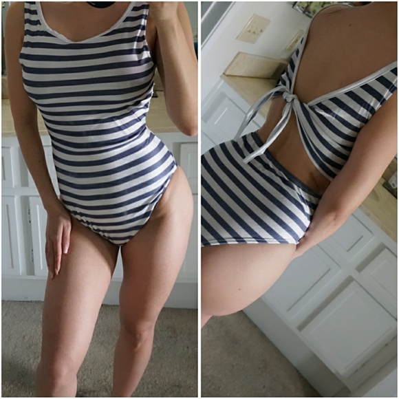 Two-Way Striped Bikini - Picture 2 of 3