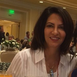 Meet your Posher, Farah