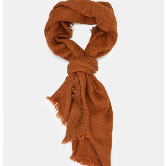 🚫SOLD🚫NWT Chevron Weave Scarf - Picture 2 of 4