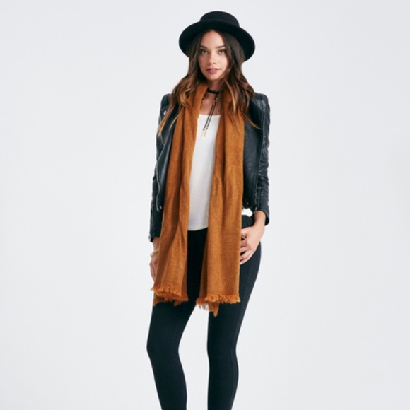 🚫SOLD🚫NWT Chevron Weave Scarf - Picture 4 of 4