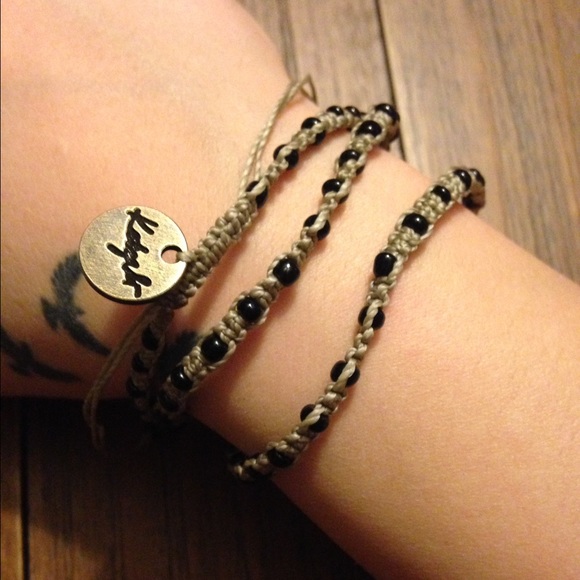 🍄 Ketzali triple wrap bracelet - Picture 3 of 8