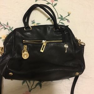 REDUCED UNTIL 12:00 am EST  Michael Kors bag