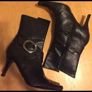 Black Heeled Boots