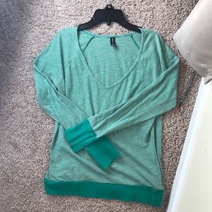 PACSUN Nollie Long Sleeve V Neck Shirt- Size M