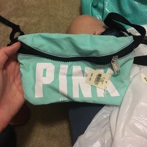 Pink fanny pack!!⚡️