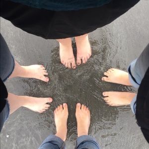 Meet your Posher, Caitlin