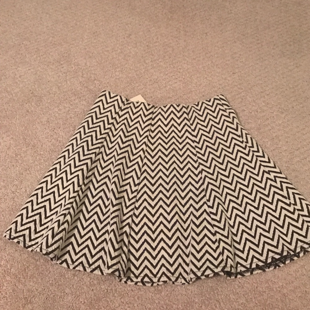 Chevron Skater Skirt XS