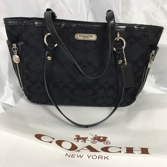 Coach Handbags - Classy Black Coach Bag