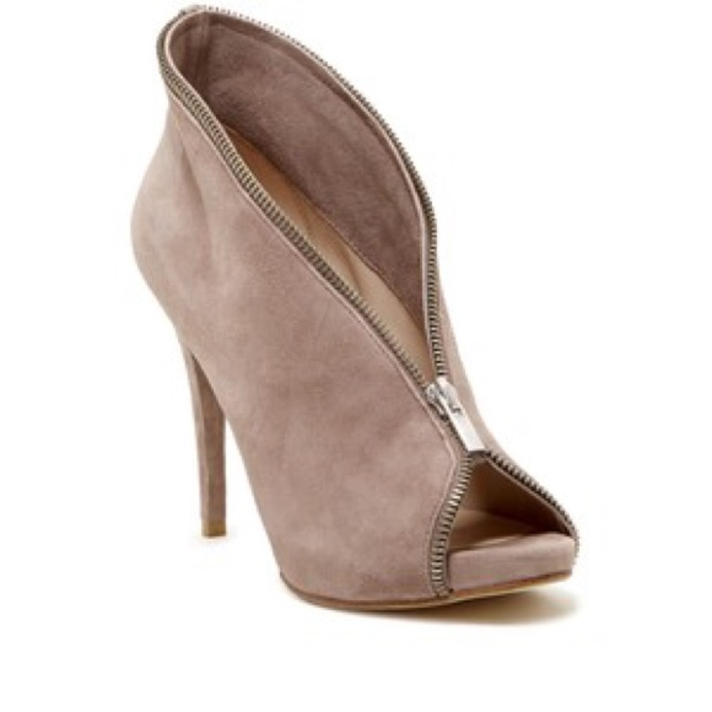 Pelle Moda Wentz Open Toe Bootie