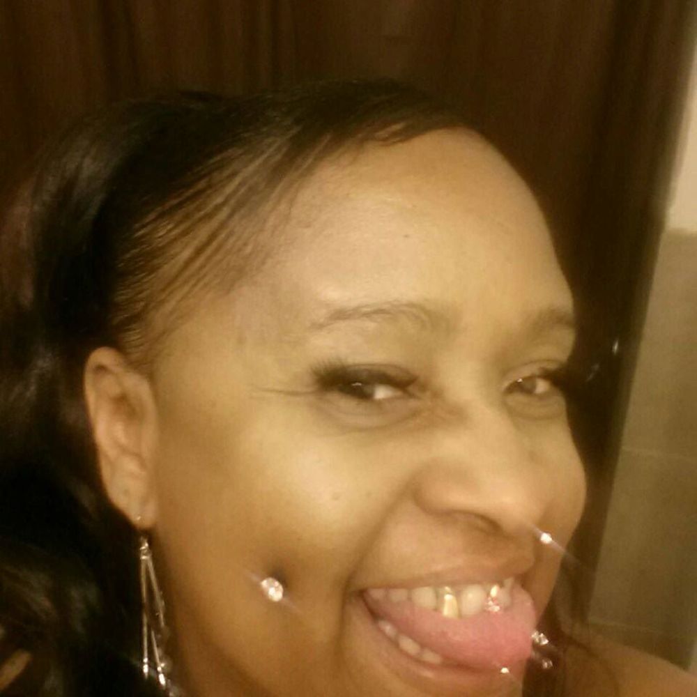 Meet your Posher, Saundra